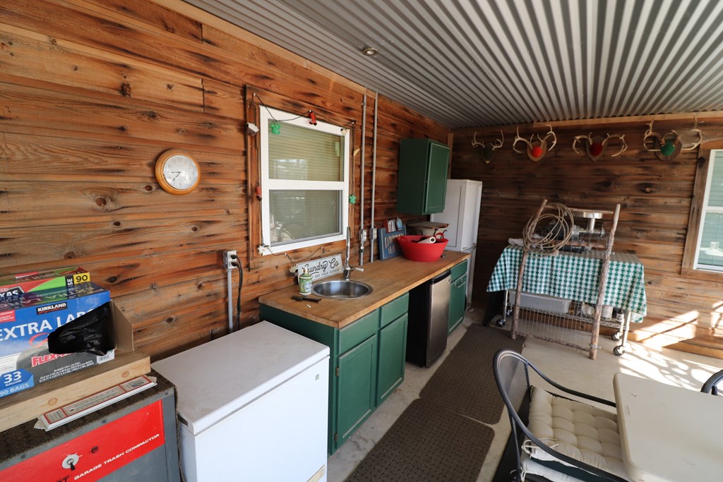 3618 Sd 52100 Rocksprings, TX 78880 - Photo 64 of 88