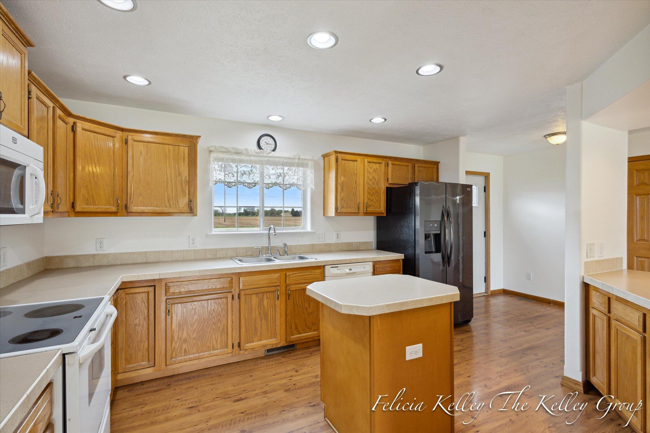 14862 West Stanton Road Trufant, MI 49347 - Photo 16 of 64 013-14862-Stanton-Rd-WindowStill-Real-Es