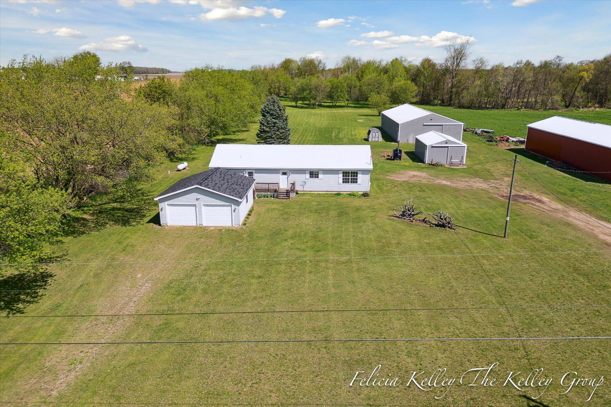 14862 West Stanton Road Trufant, MI 49347 - Photo 7 of 64 063-14862-Stanton-Rd-WindowStill-Real-Es