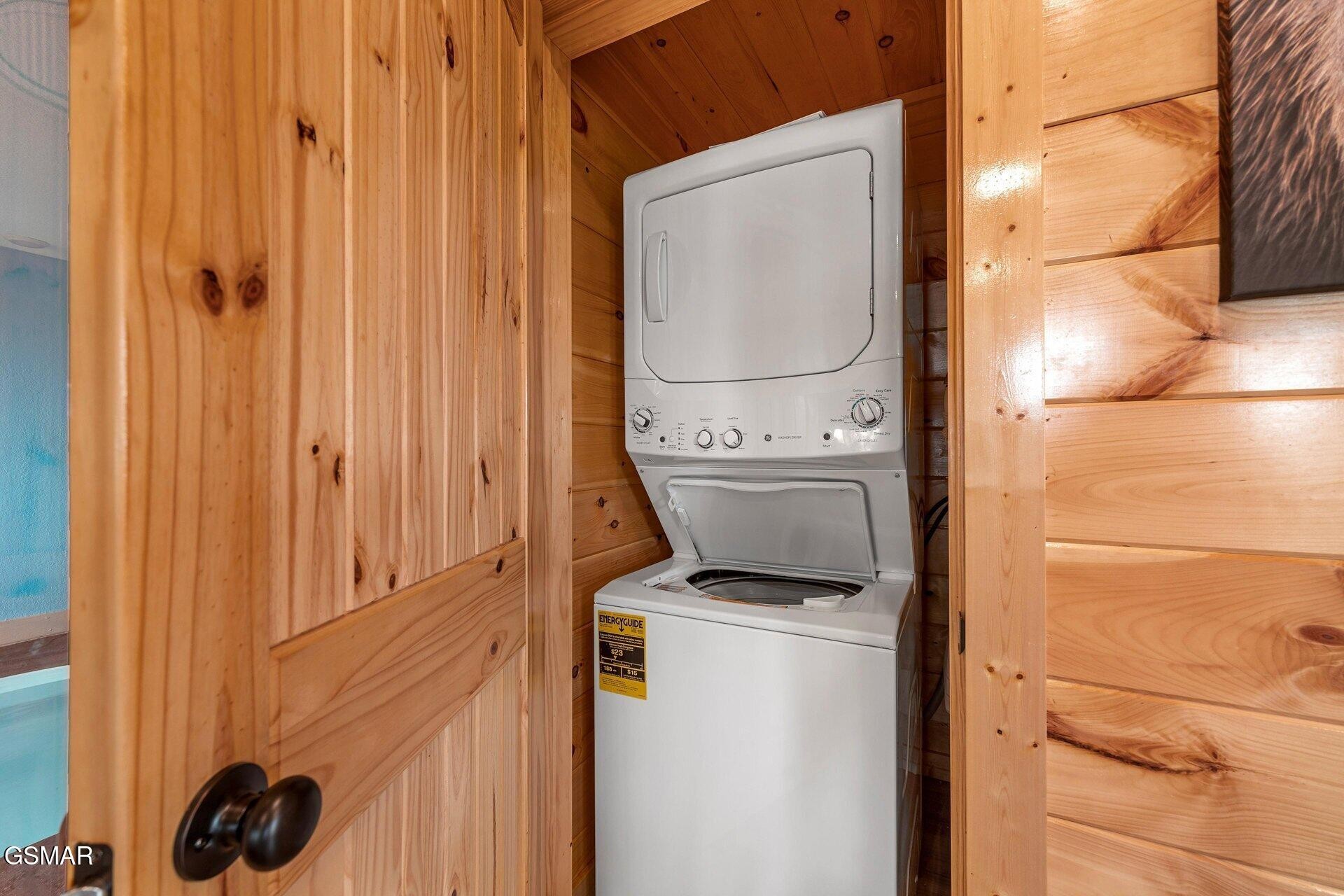 1909 Rhododendron Lane Sevierville, TN 37876 - Photo 16 of 26 Gallery Image 16