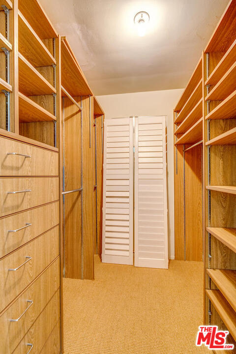 916 Foothill Road Beverly Hills, CA 90210 - Photo 16 of 30
