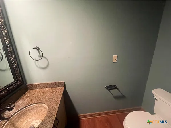 $3,500 | 34 Cotswold Lane, Victoria, TX 77904