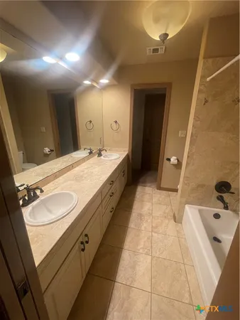 $3,500 | 34 Cotswold Lane, Victoria, TX 77904