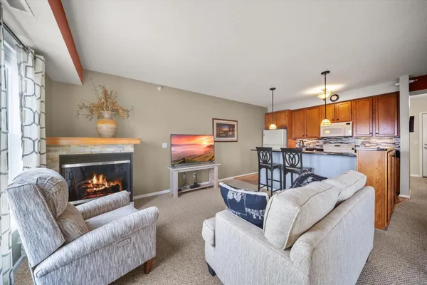 $189,900 | 100 4th Avenue North, Unit 208, South St. Paul, MN 55075