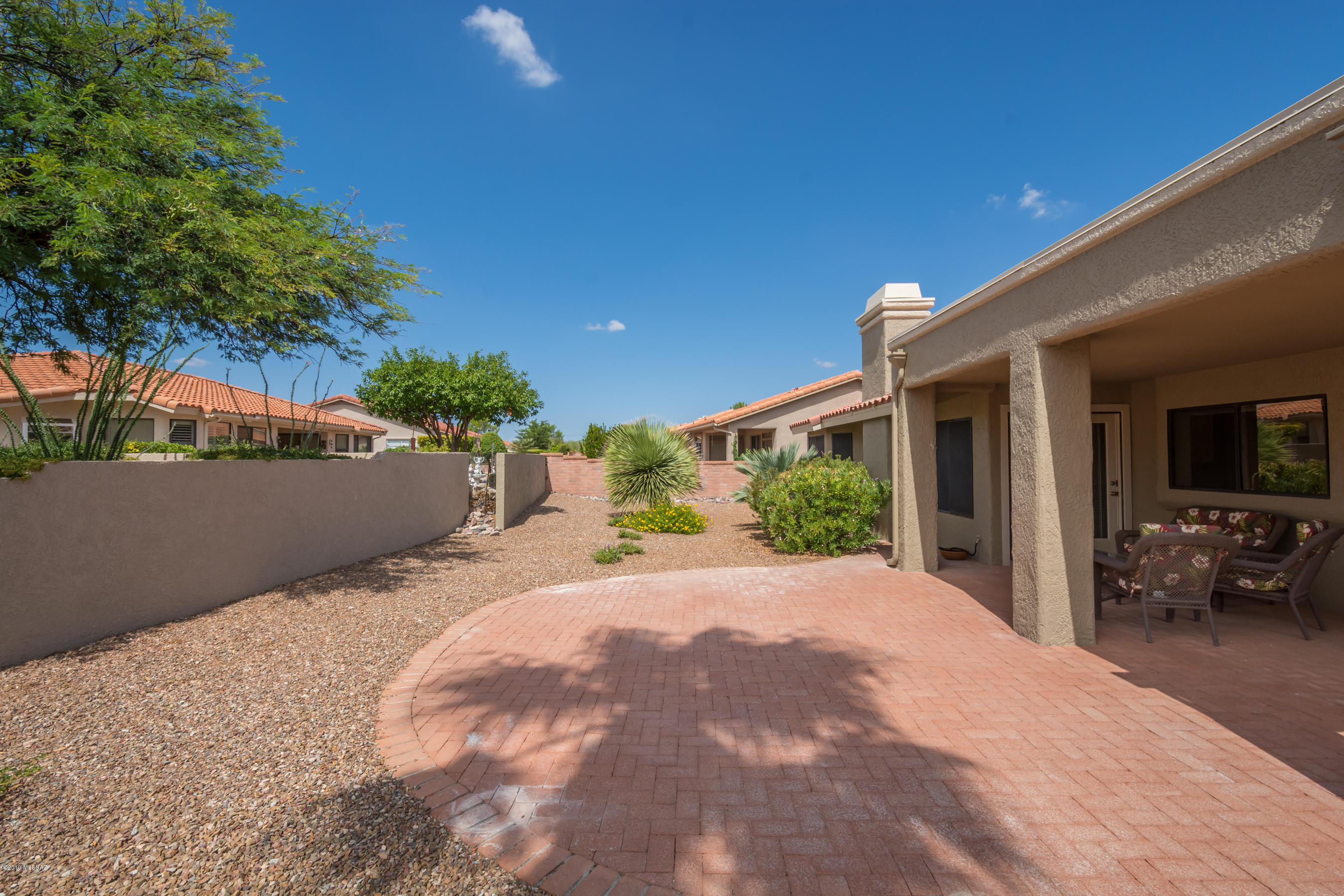 922 East Crown Ridge Drive Tucson, AZ 85755 - Photo 3 of 28