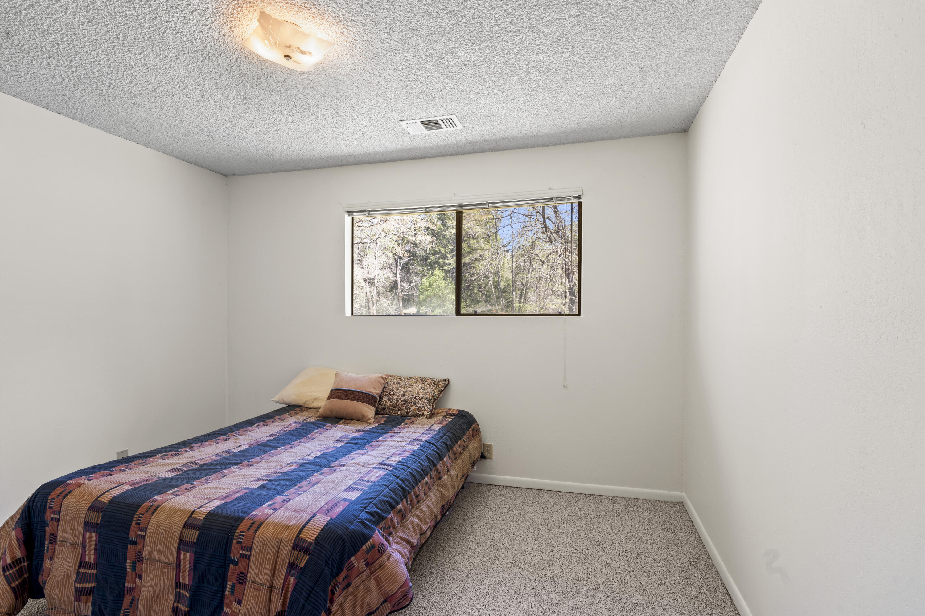 2800 Cedar Flat Road Williams, OR 97544 - Photo 24 of 48 Bedroom