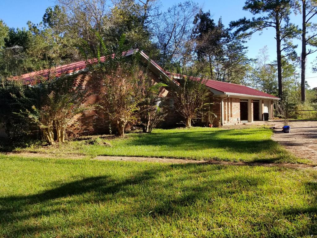 2549 East Lincoln Road Southeast Brookhaven, MS 39601 - Photo 1 of 1 Main View