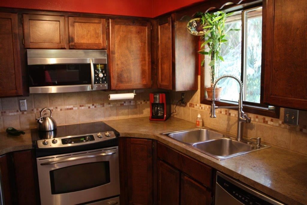 4607 East Lane Park Road Mead, WA 99021 - Photo 12 of 20