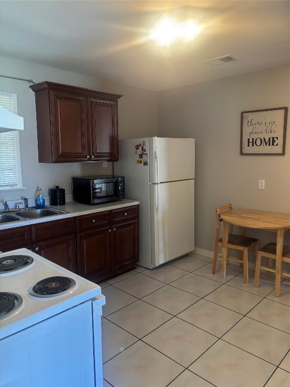 7310 Yoe Street Houston, TX 77016 - Photo 3 of 9