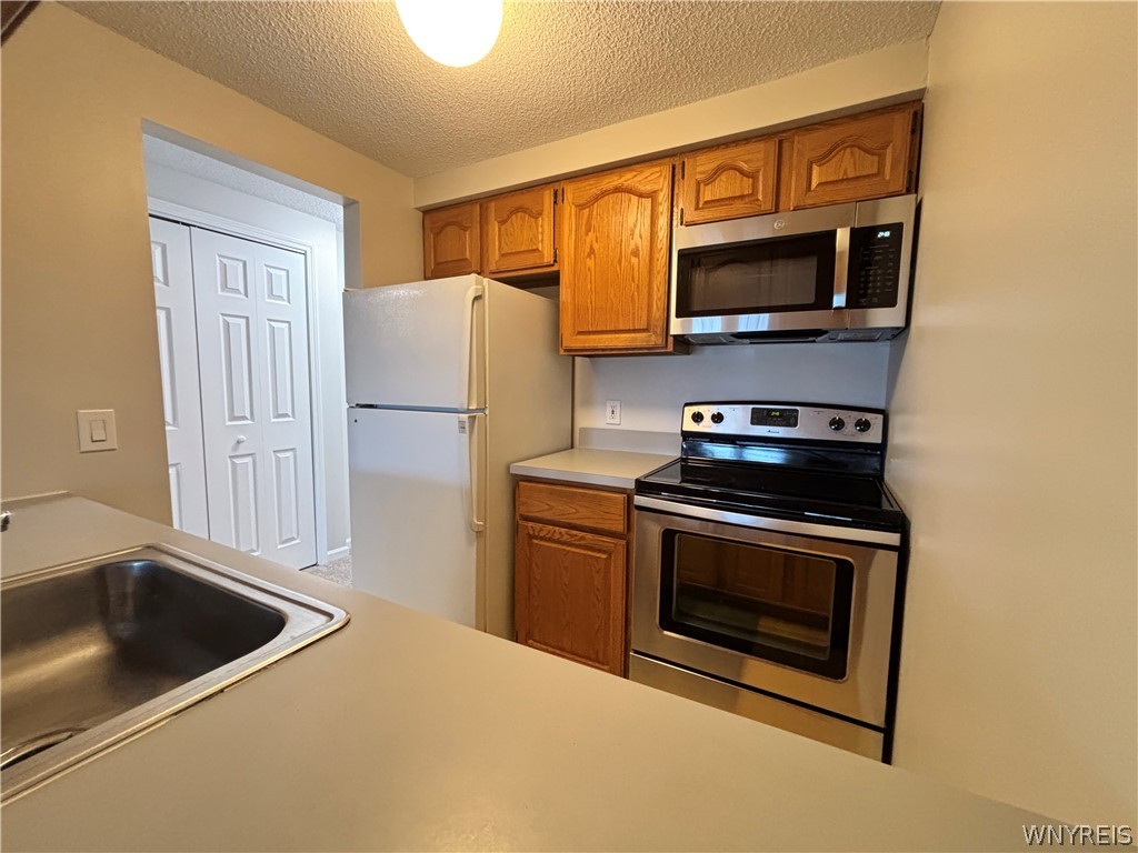 7 Tralee Terrace Amherst, NY 14051 - Photo 15 of 39