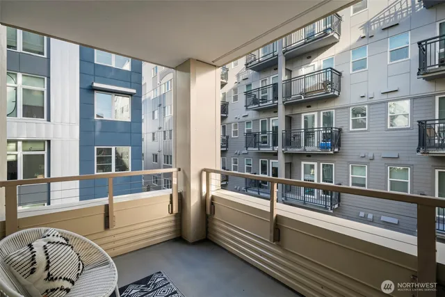 $510,000 | 1530 Northwest Market Street, Unit 512, Seattle, WA 98107