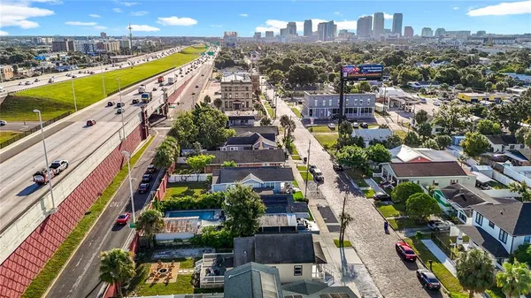 $2,450 | 2329 West La Salle Street, Tampa, FL 33607