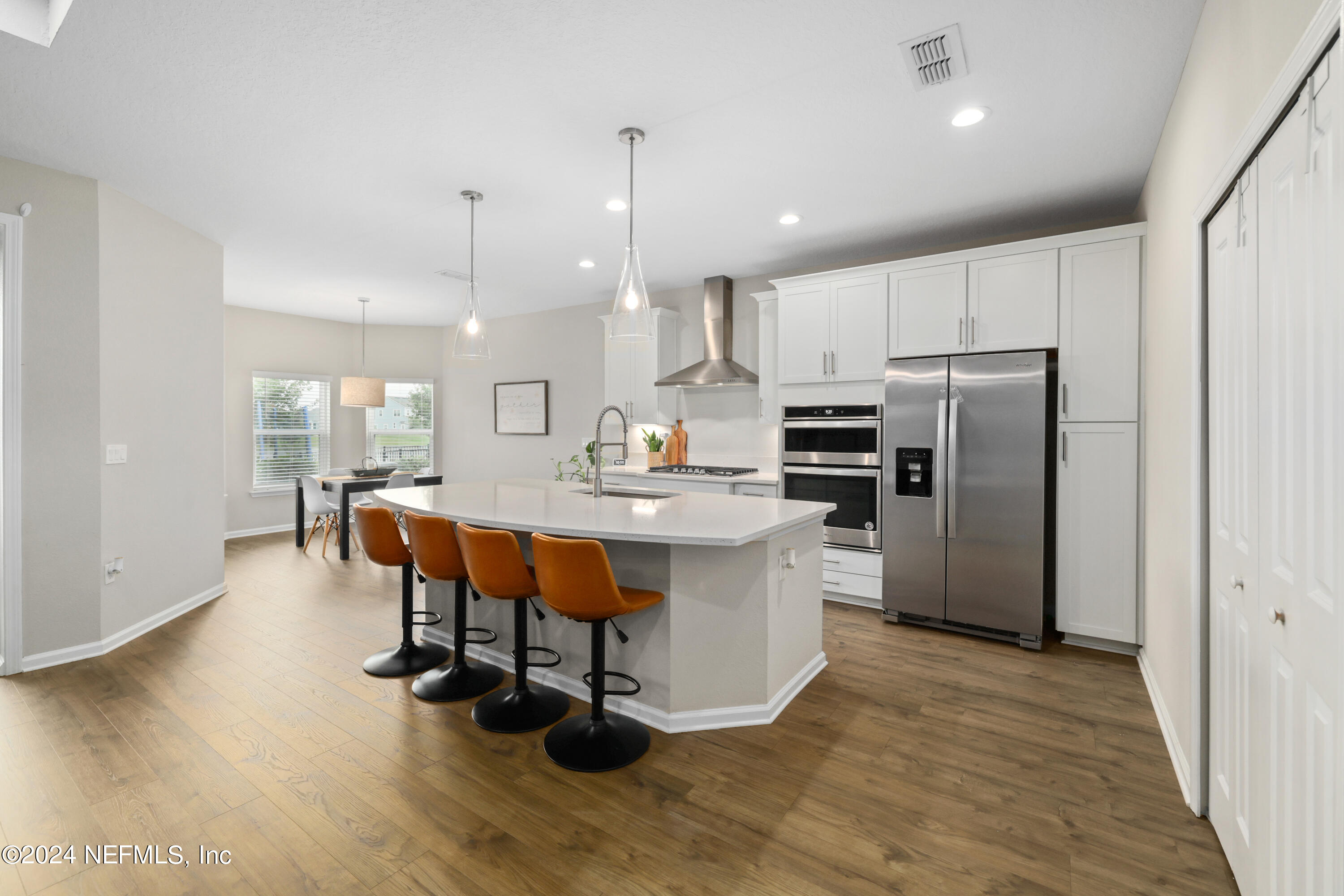 571 Willow Lake Drive St. Augustine, FL 32092 - Photo 11 of 43 Large Island/Breakfast Bar