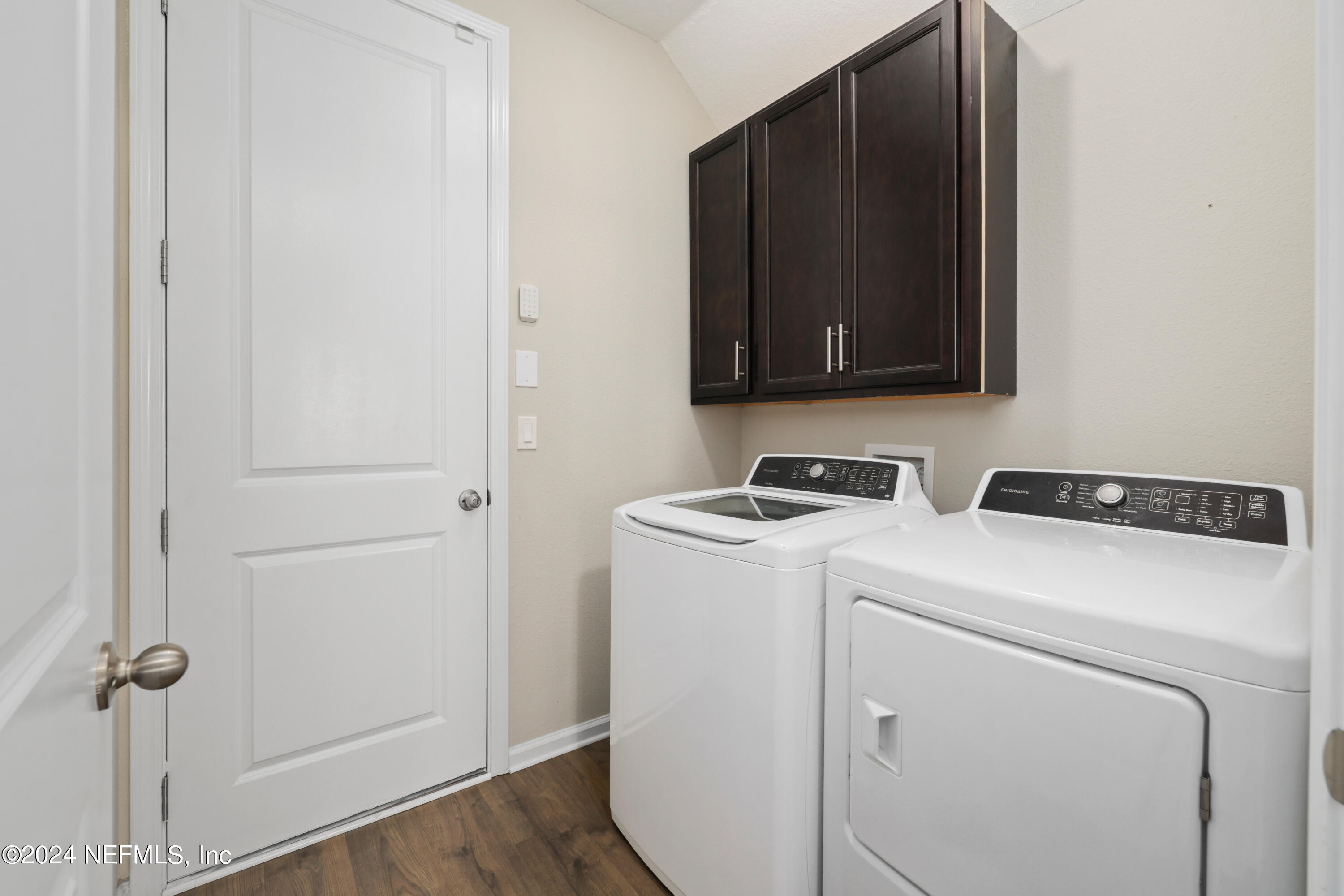 571 Willow Lake Drive St. Augustine, FL 32092 - Photo 23 of 43 Washer & Dryer STAYS!