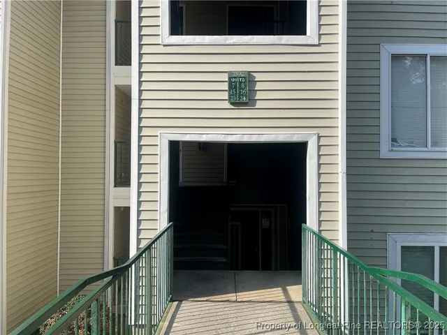 a view of a entryway of the house