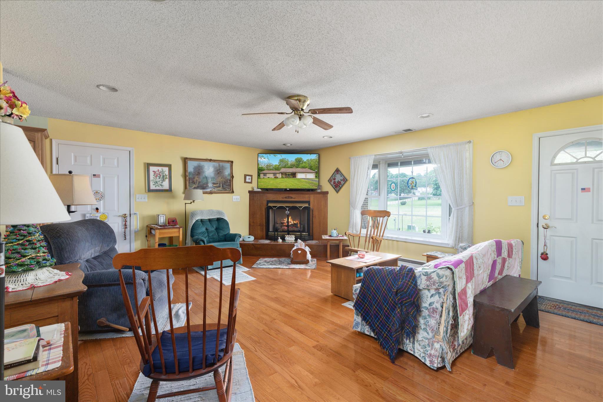 205 Clyde Borum Road Inwood, WV 25428 - Photo 7 of 46 Gallery Image 7