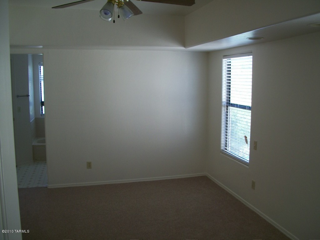10067 East Escalante Road Tucson, AZ 85730 - Photo 5 of 5