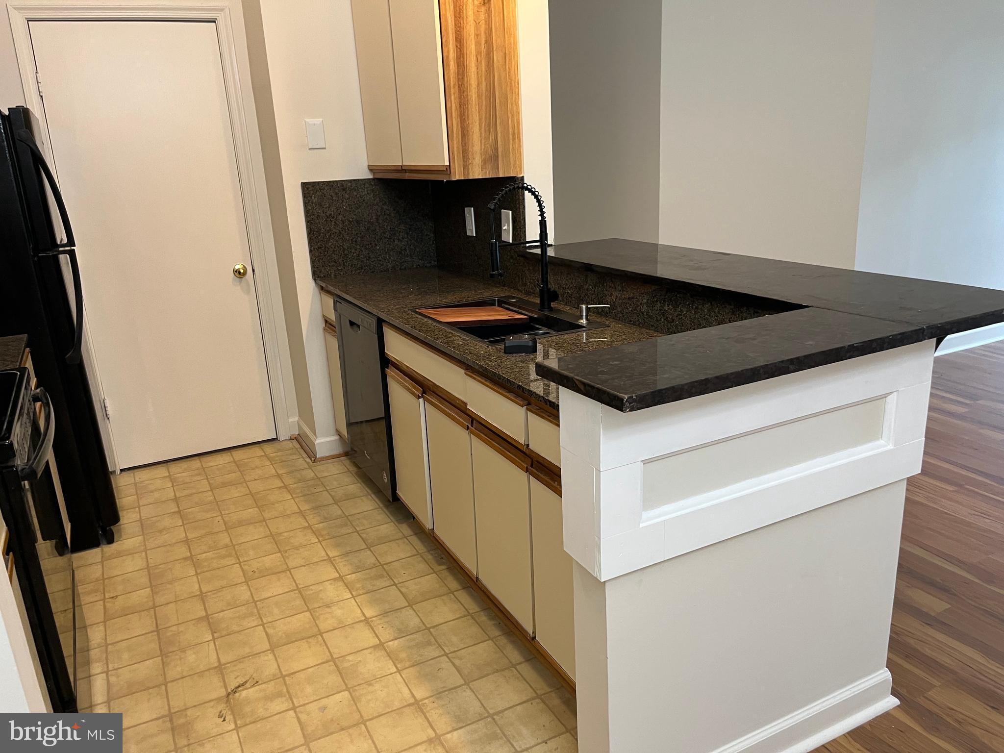 3301 Sir Thomas Drive, Unit 6B41 Silver Spring, MD 20904 - Photo 16 of 54