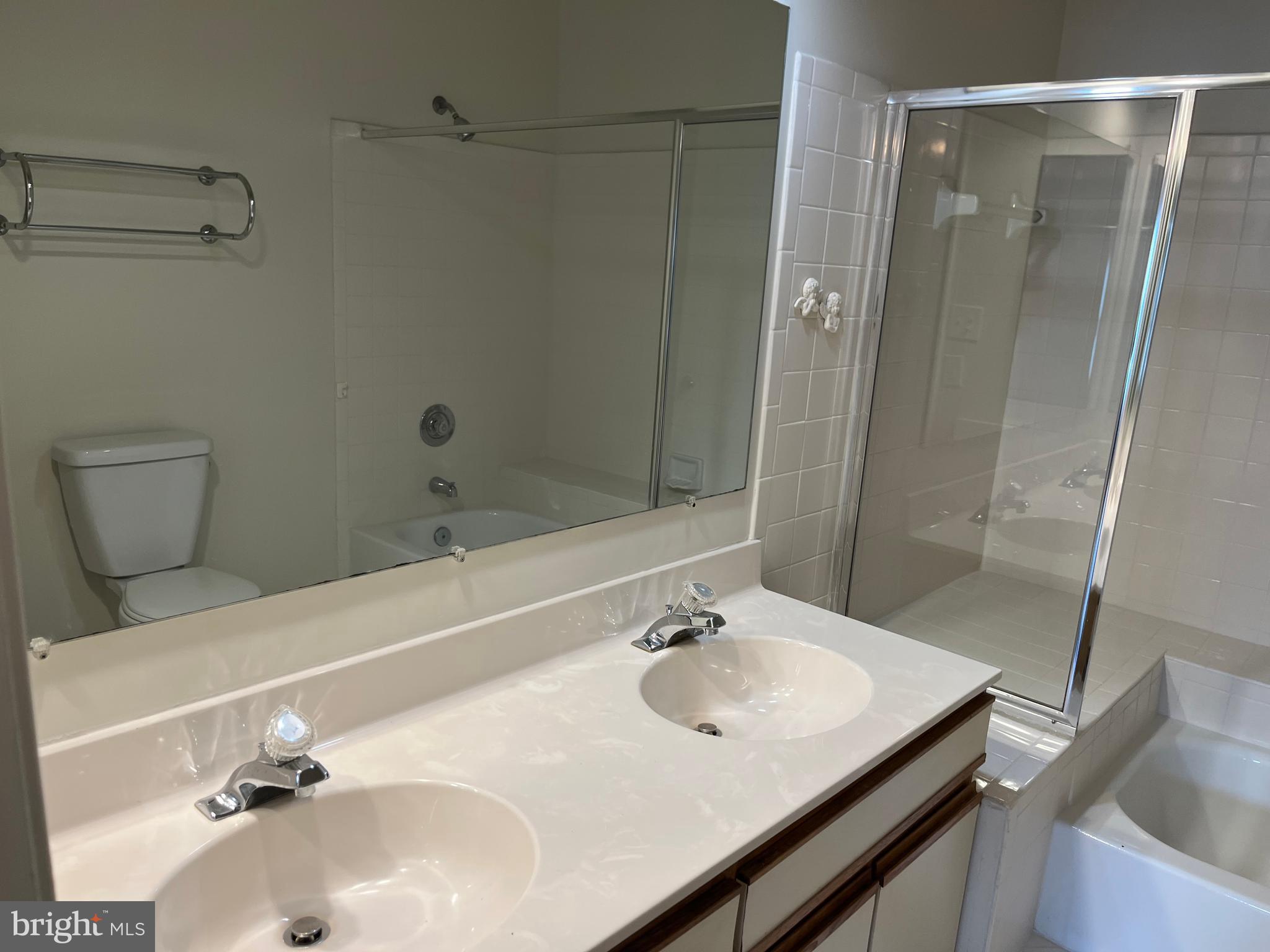 3301 Sir Thomas Drive, Unit 6B41 Silver Spring, MD 20904 - Photo 29 of 54