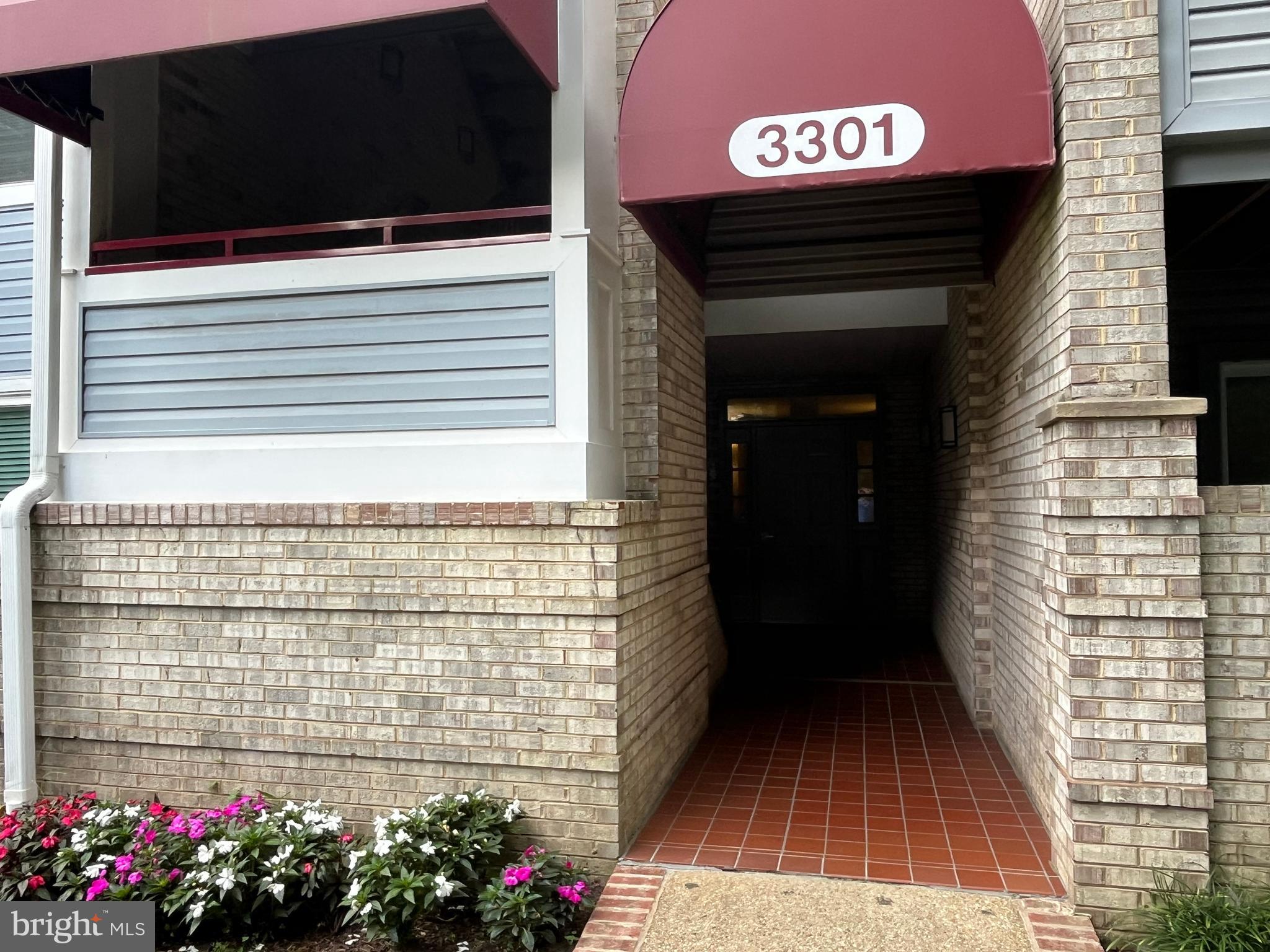 3301 Sir Thomas Drive, Unit 6B41 Silver Spring, MD 20904 - Photo 3 of 54 a view of a terrace