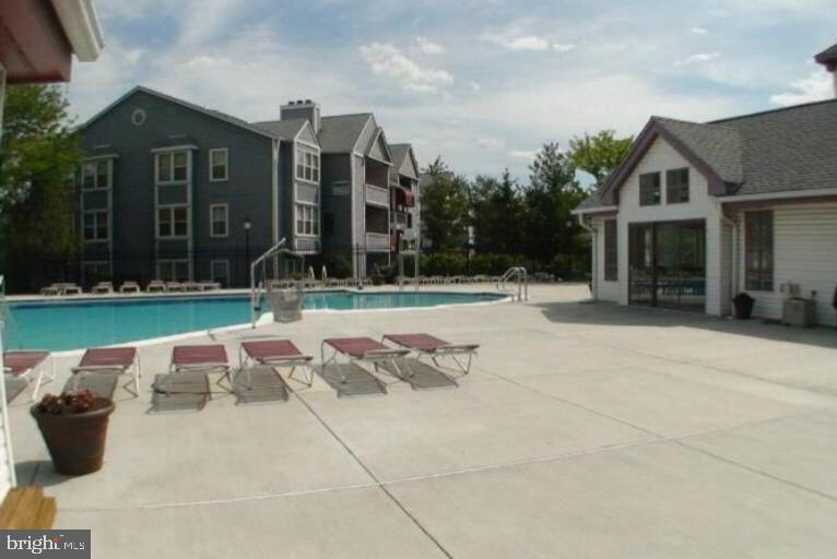3301 Sir Thomas Drive, Unit 6B41 Silver Spring, MD 20904 - Photo 54 of 54 a view of outdoor space yard and patio