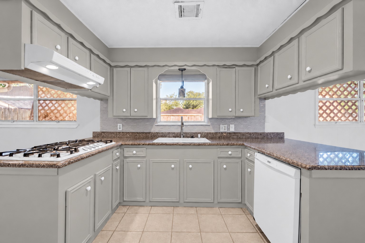 2808 Burke Road Pasadena, TX 77502 - Photo 9 of 35 Previous Pink cabinets have been refinished and professional pictures coming soon!