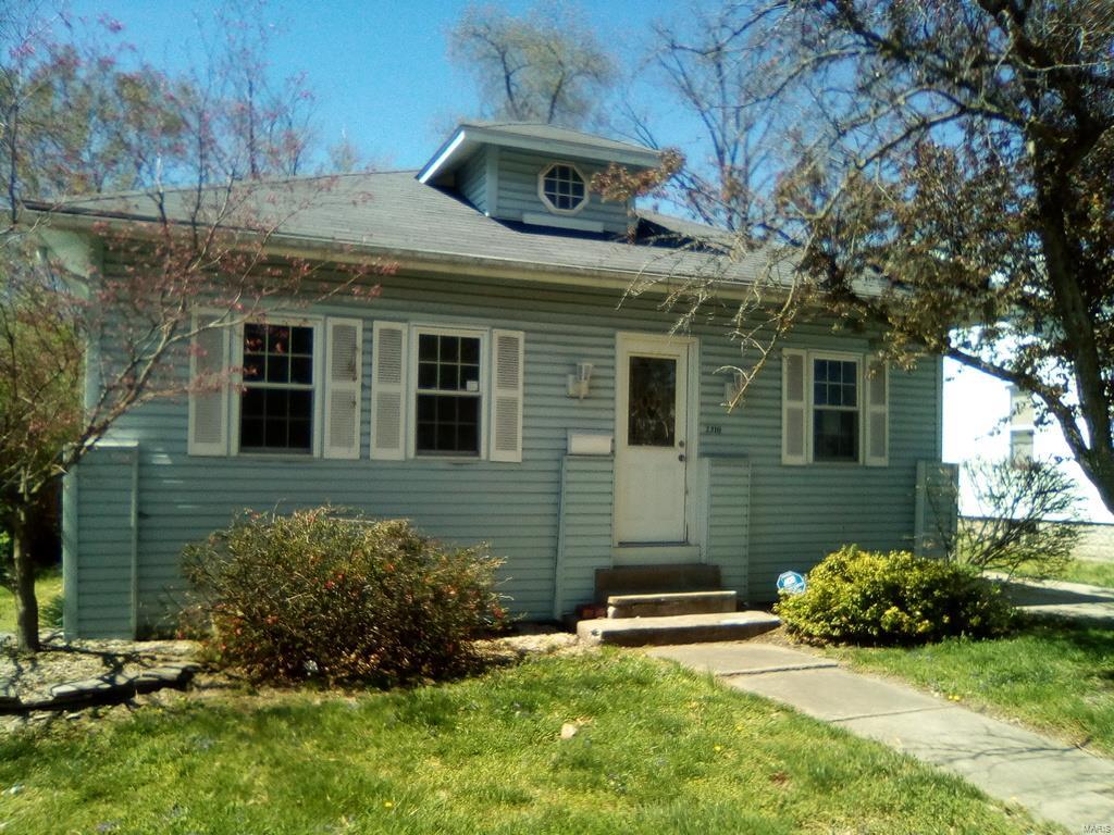 2310 State Street Alton, IL 62002 - Photo 5 of 11 Gallery Image 5