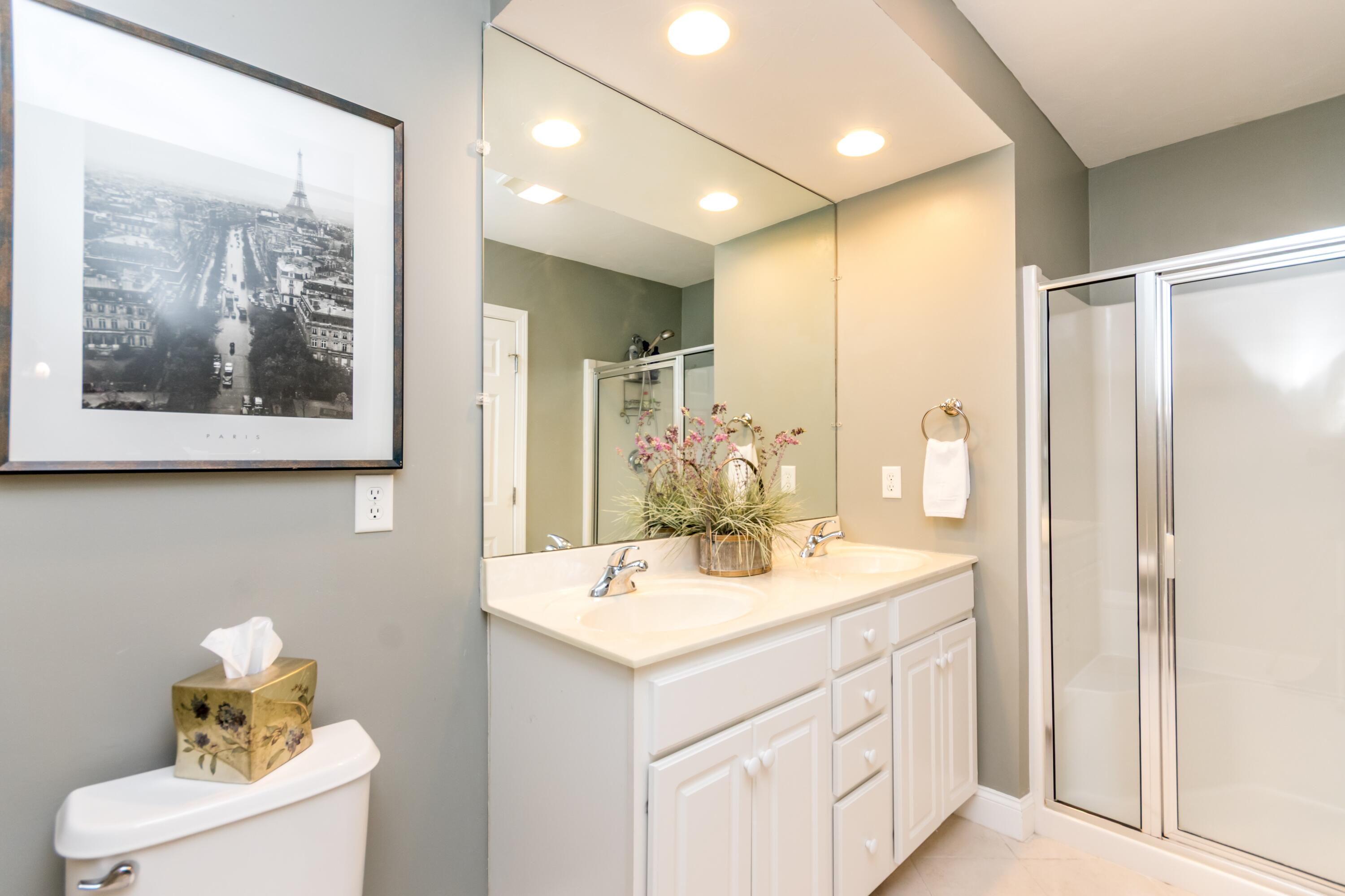 36 Turnberry Road, Unit 36 Buzzards Bay, MA 02532 - Photo 17 of 41 Primary full bath
