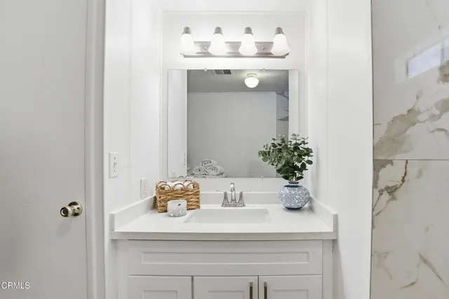 $99,900 | 1150 Ventura Boulevard, Unit SPC 125, Camarillo, CA 93010