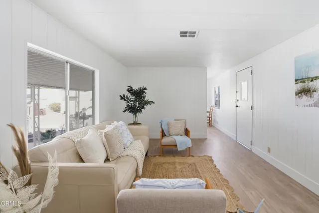 $99,900 | 1150 Ventura Boulevard, Unit SPC 125, Camarillo, CA 93010