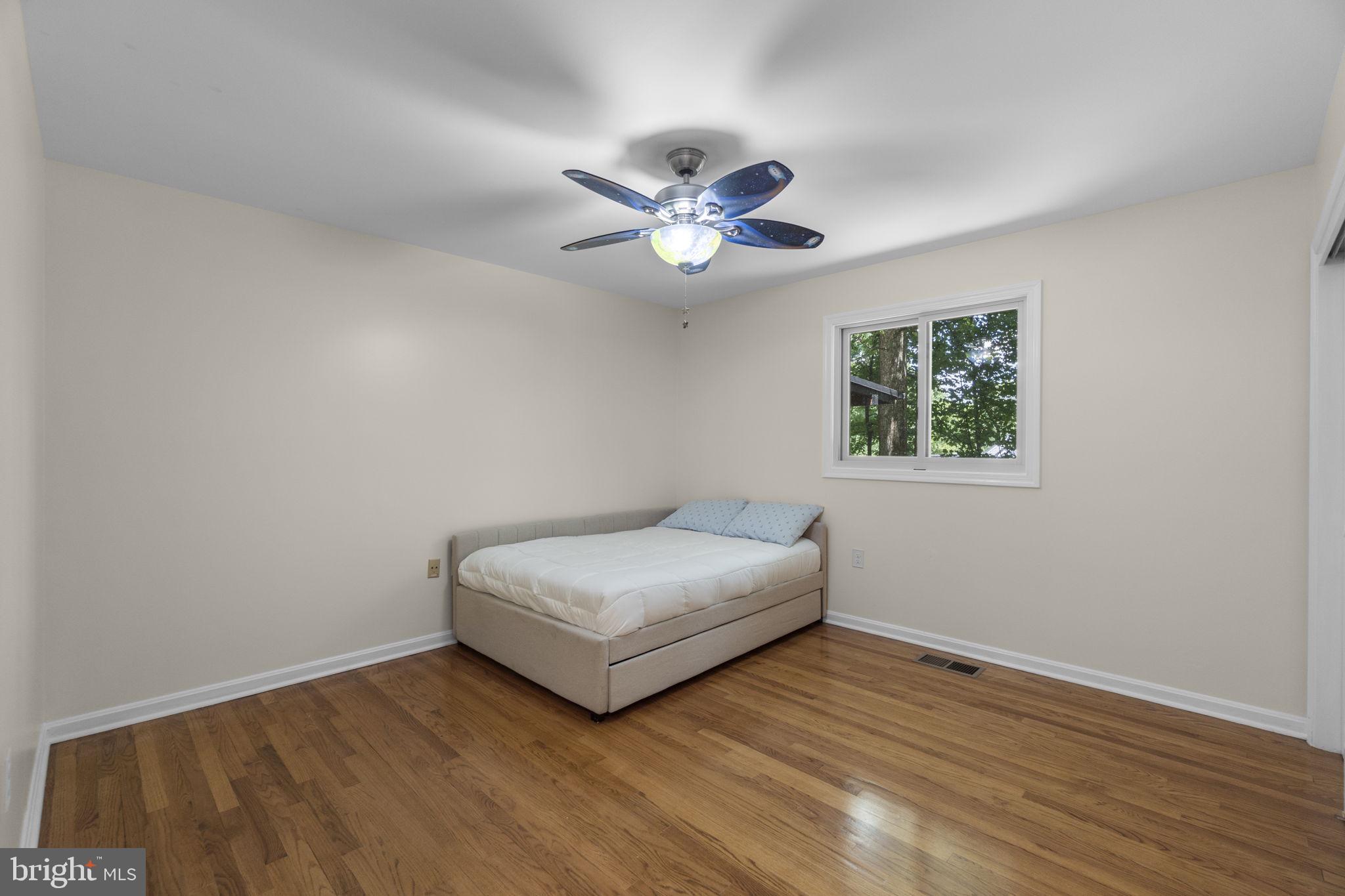 12262 Etchison Road Ellicott City, MD 21042 - Photo 28 of 45 Bedroom 3