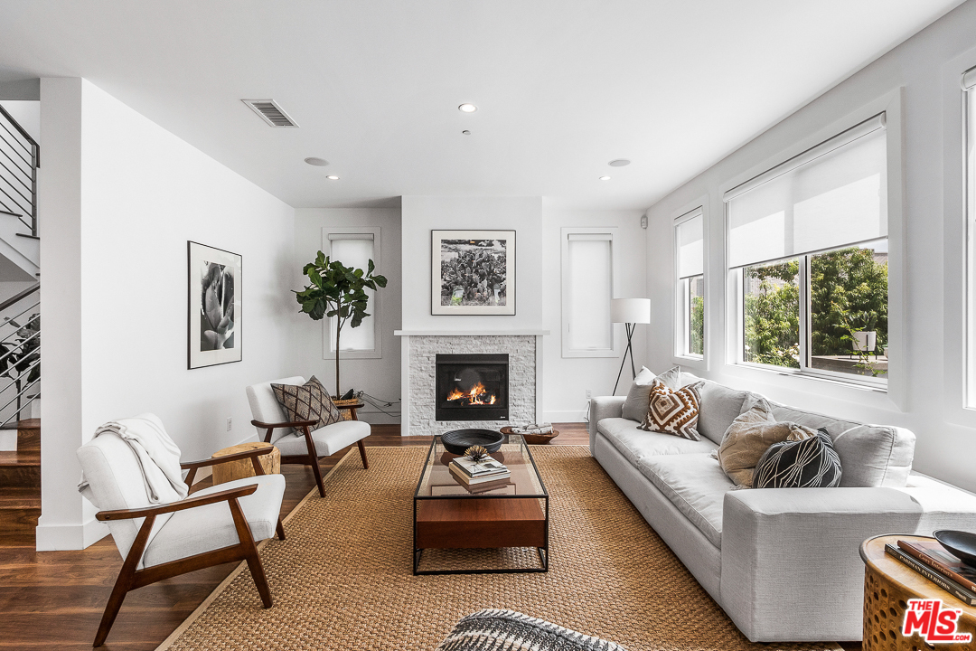 11304 Segrell Way Culver City, CA 90230 - Photo 10 of 29