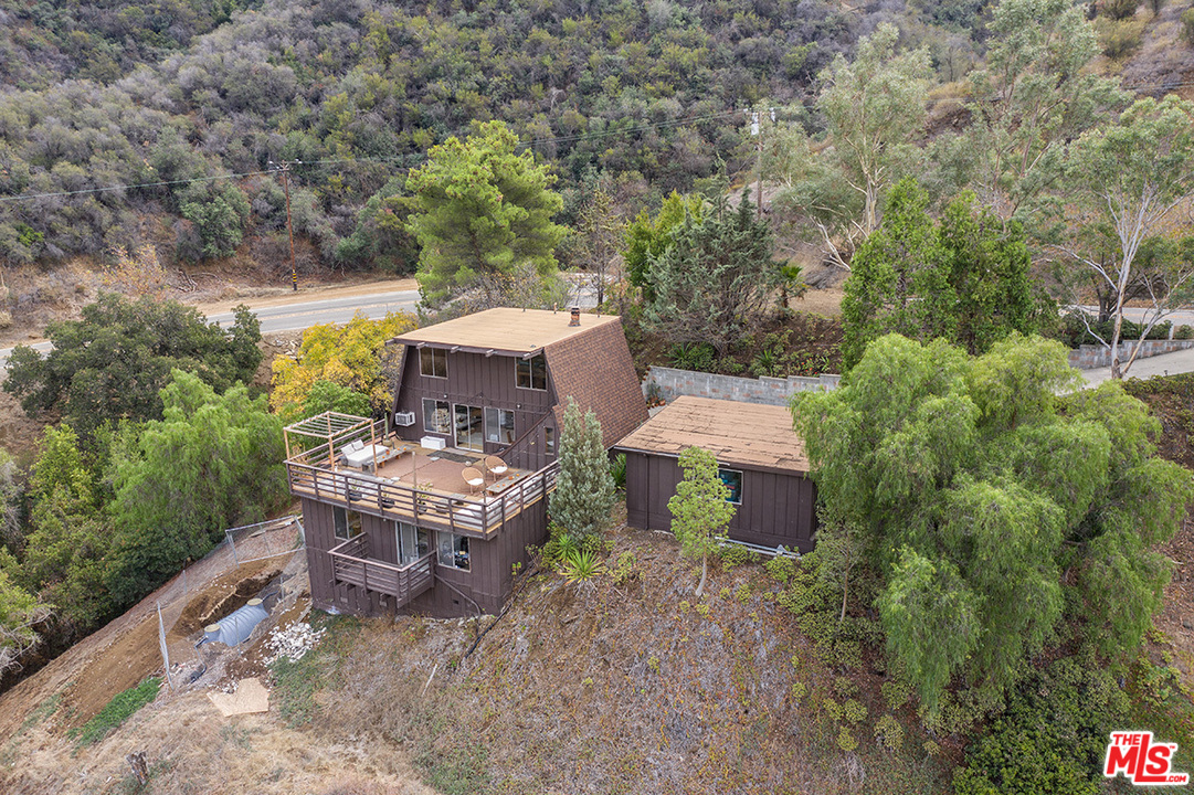 25260 Piuma Road Calabasas, CA 91302 - Photo 23 of 28 Gallery Image 23