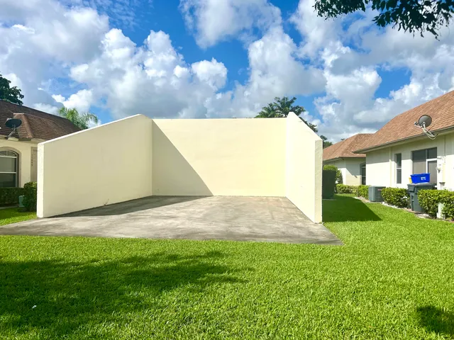 $2,200 | 11943 Sturbridge Lane, Wellington, FL 33414