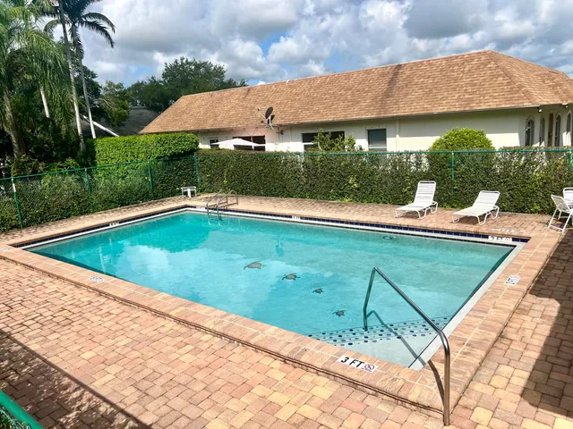 $2,200 | 11943 Sturbridge Lane, Wellington, FL 33414