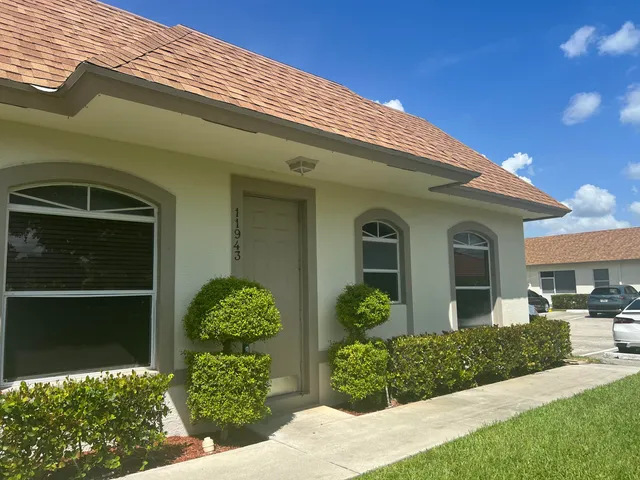 $2,200 | 11943 Sturbridge Lane, Wellington, FL 33414