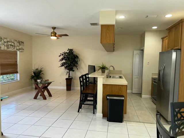 $2,200 | 11943 Sturbridge Lane, Wellington, FL 33414