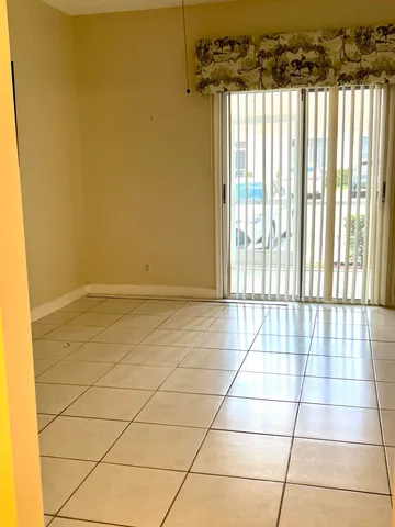 $2,200 | 11943 Sturbridge Lane, Wellington, FL 33414