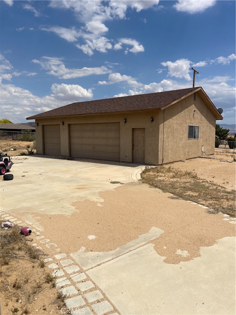 23859 Papago Road Apple Valley, CA 92307 - Photo 23 of 32
