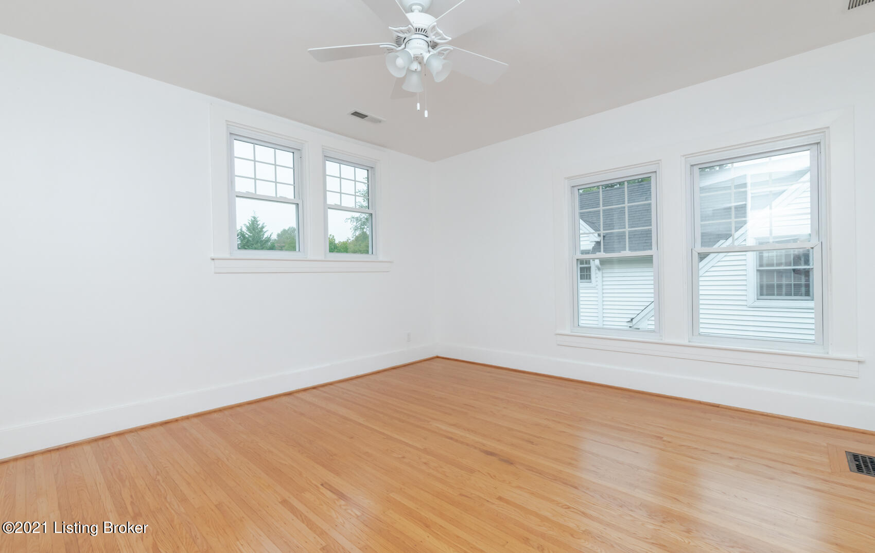 608 Upland Road Louisville, KY 40206 - Photo 29 of 49 608-156