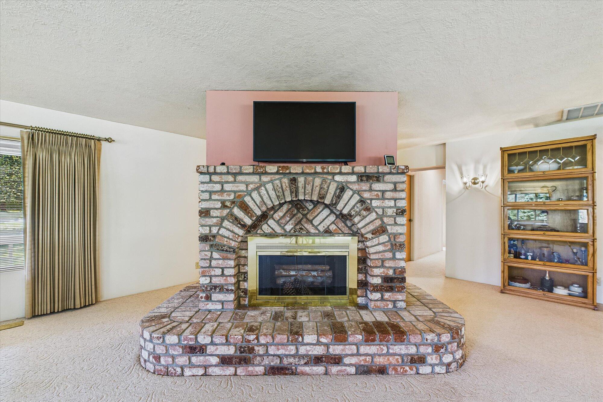 61 Riverside Lane Willow Creek, CA 95573 - Photo 32 of 83