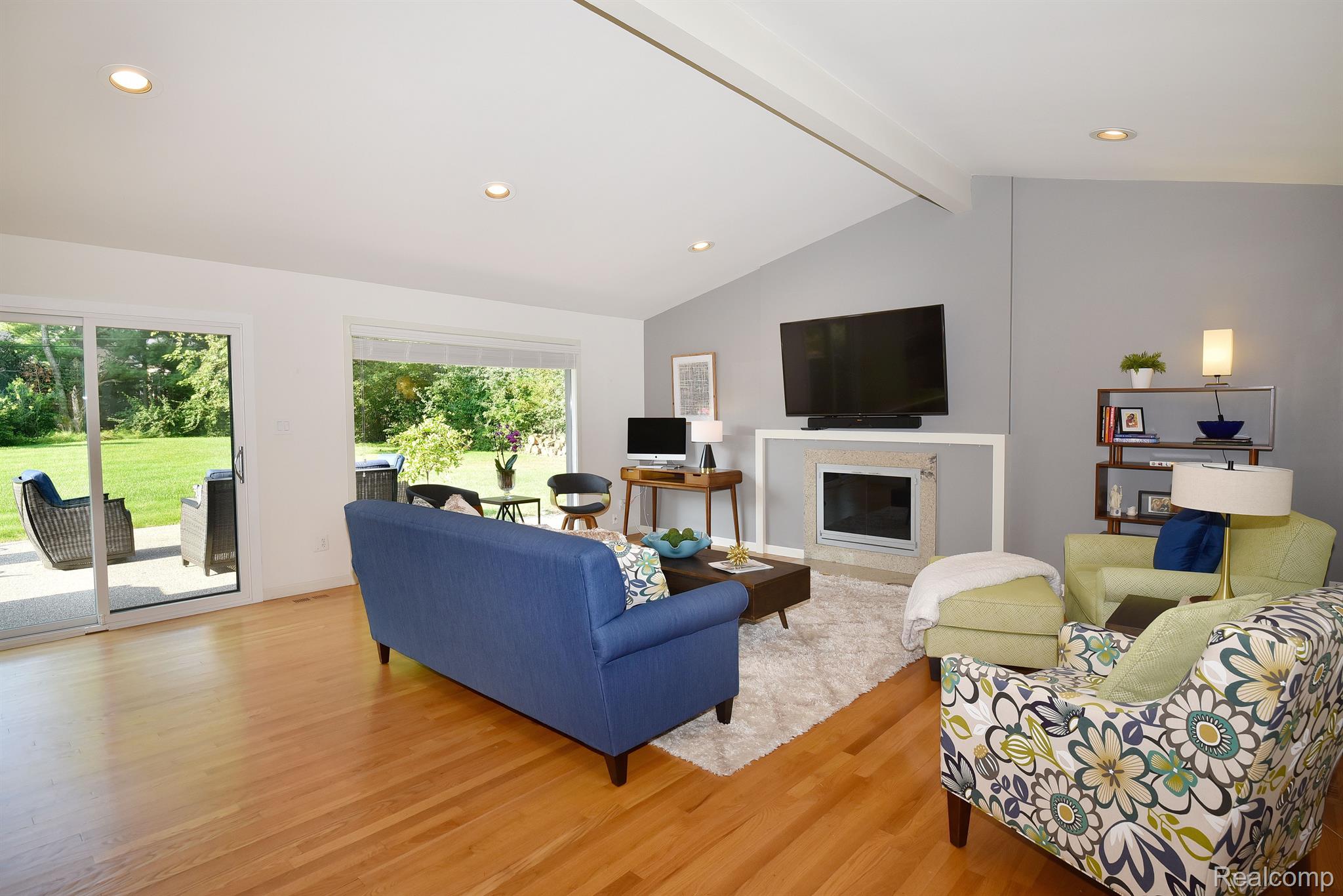 4635 Pickering Road Bloomfield Hills, MI 48301 - Photo 4 of 26 Gallery Image 4