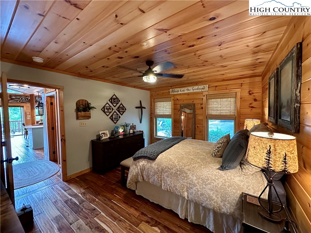 406 Phoenix Ridge Road Jefferson, NC 28640 - Photo 25 of 49 Gallery Image 25
