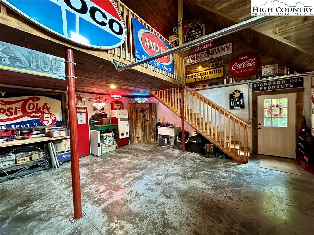406 Phoenix Ridge Road Jefferson, NC 28640 - Photo 35 of 49 Gallery Image 35