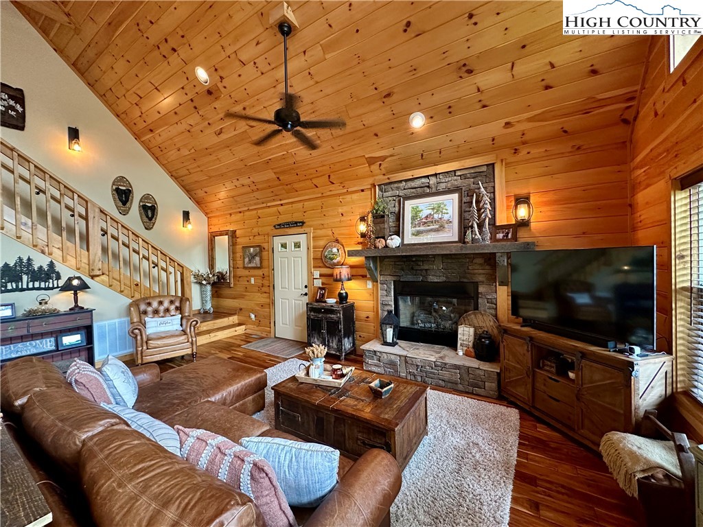 406 Phoenix Ridge Road Jefferson, NC 28640 - Photo 8 of 49 Gallery Image 8