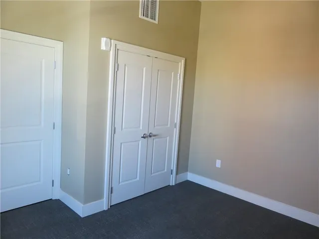 $1,200 | 928 Travis Avenue, Unit 206, Fort Worth, TX 76104