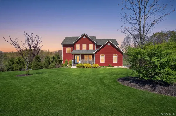 $849,900 | 2 Primrose Lane, Chester, NY 10918