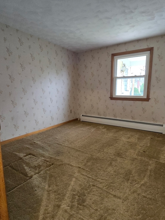 95 Herrman Street West Springfield, MA 01089 - Photo 9 of 21