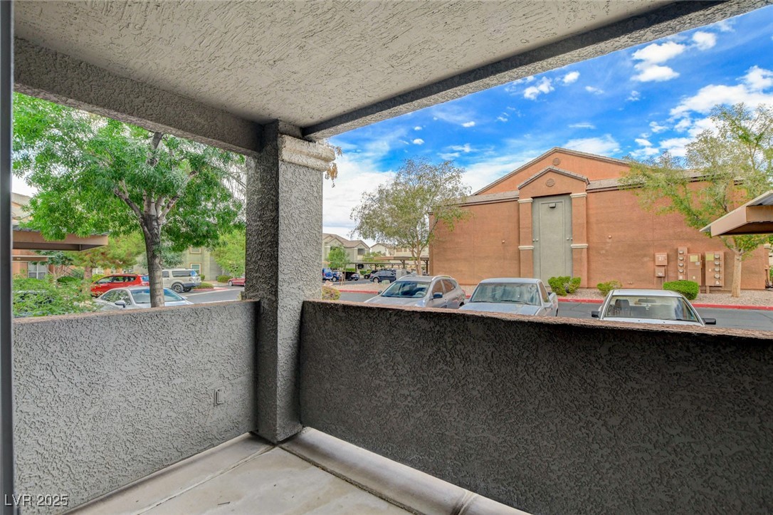 555 East Silverado Ranch Boulevard, Unit 1172 Las Vegas, NV 89183 - Photo 27 of 29 View of patio / terrace