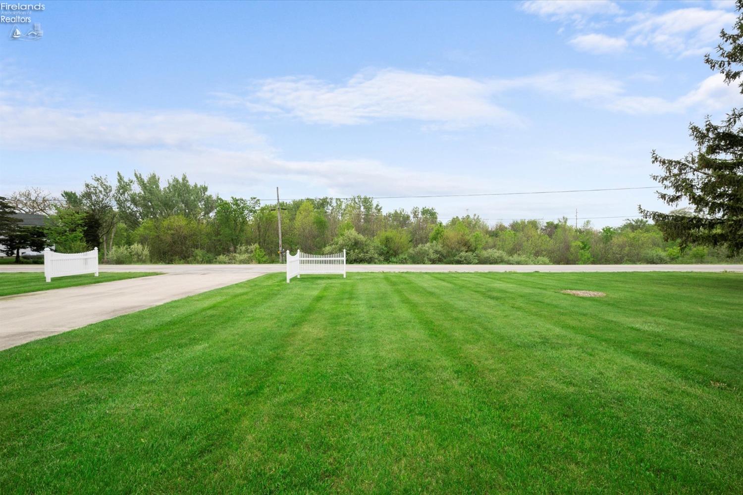 14929 West Tousst Road Graytown, OH 43432 - Photo 9 of 36 Gallery Image 9